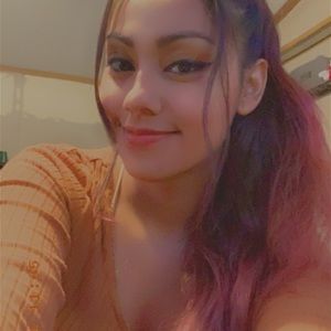 Meet your Posher, Iris